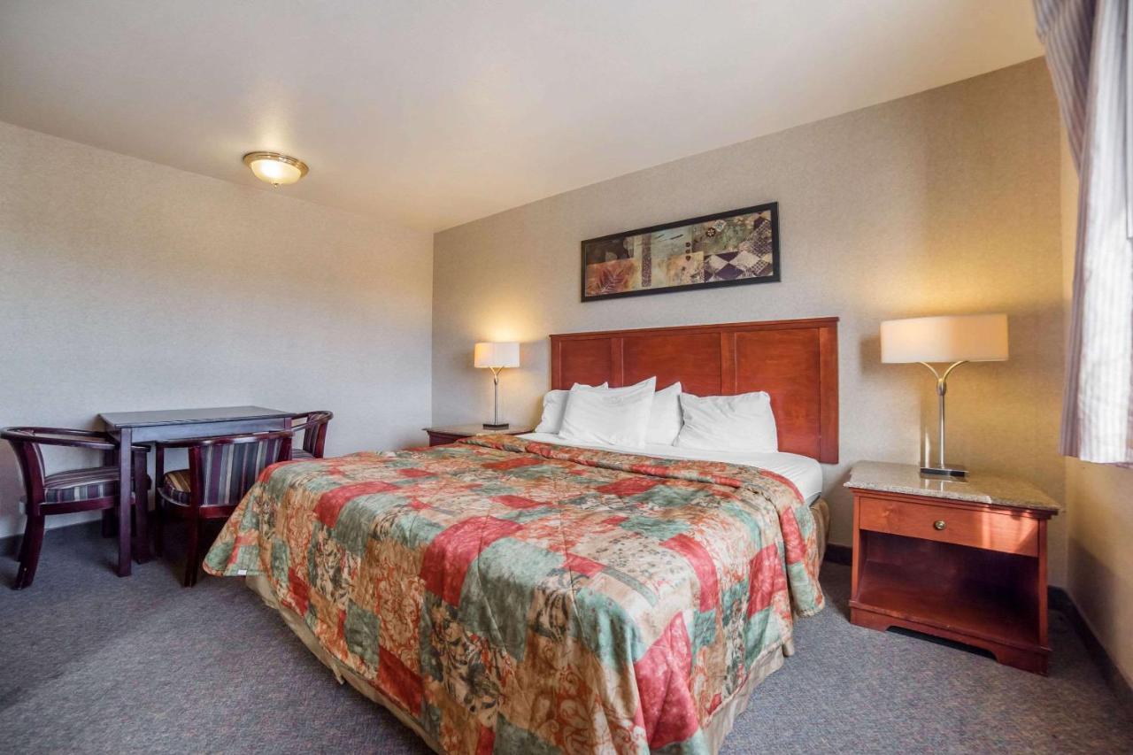Rodeway Inn & Suites Nampa Kültér fotó